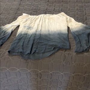 Off the shoulder Ombré Long sleeve